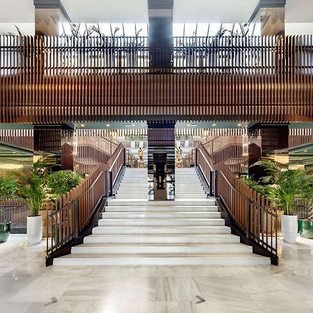 Melia Milano Hotel Exterior photo The interior of the hotel