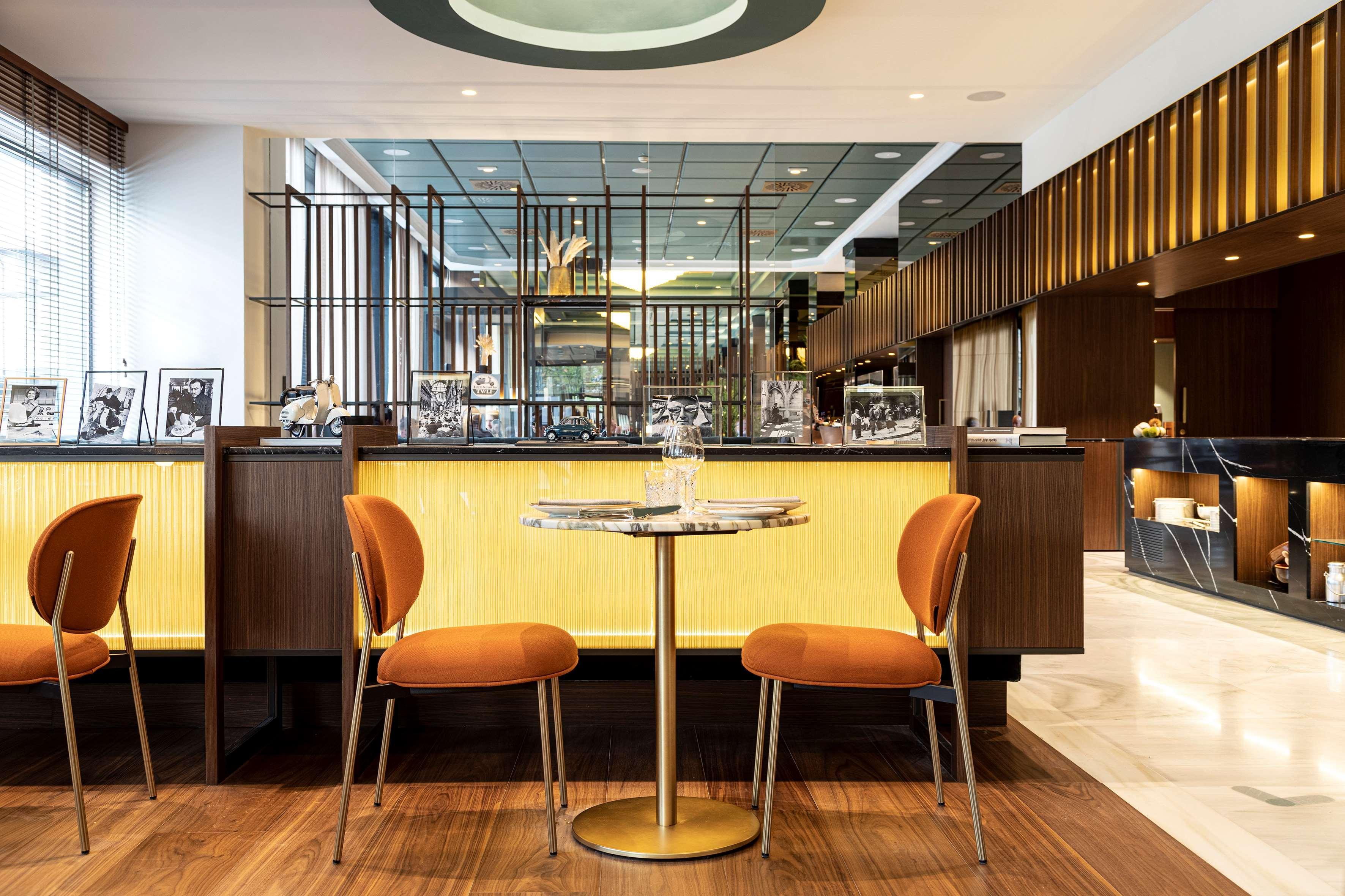 Melia Milano Hotel Exterior photo The Lounge at London Heathrow Airport