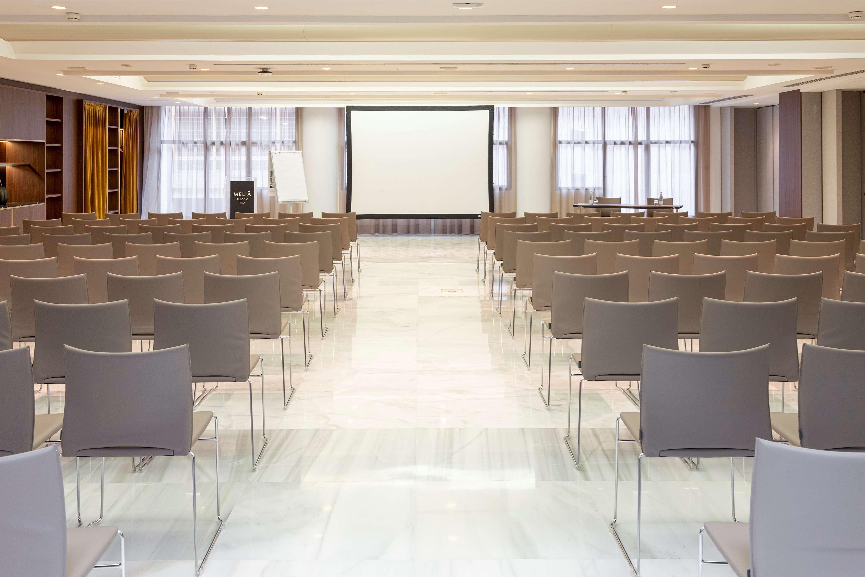 Melia Milano Hotel Exterior photo The Auditorium