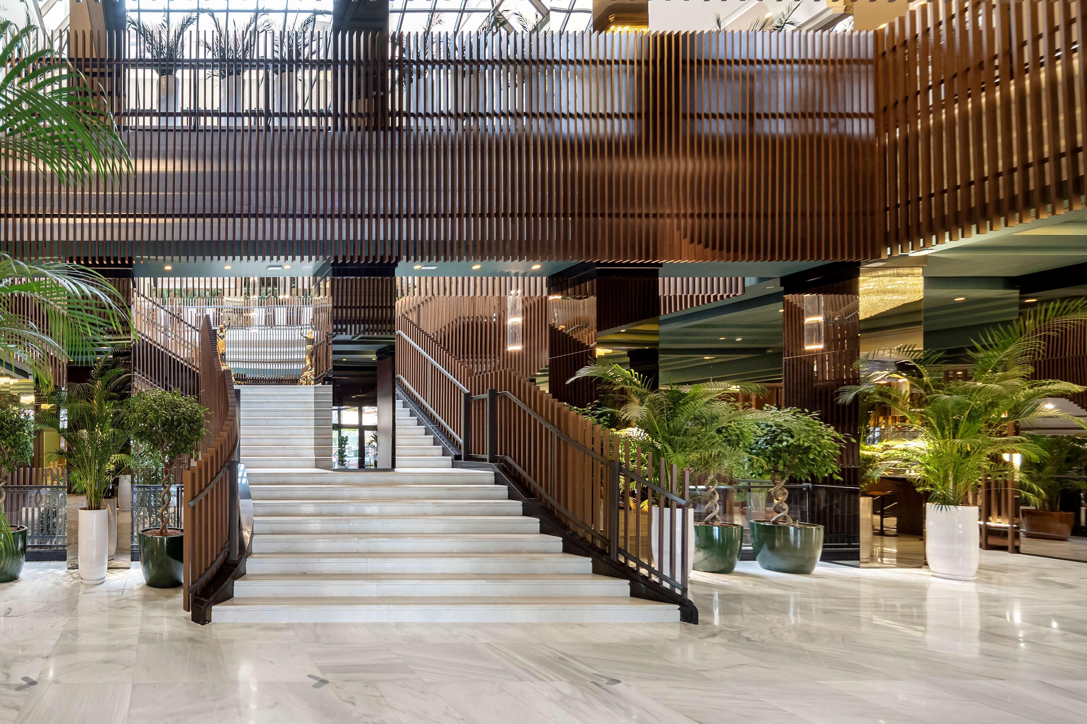 Melia Milano Hotel Exterior photo The lobby of the hotel