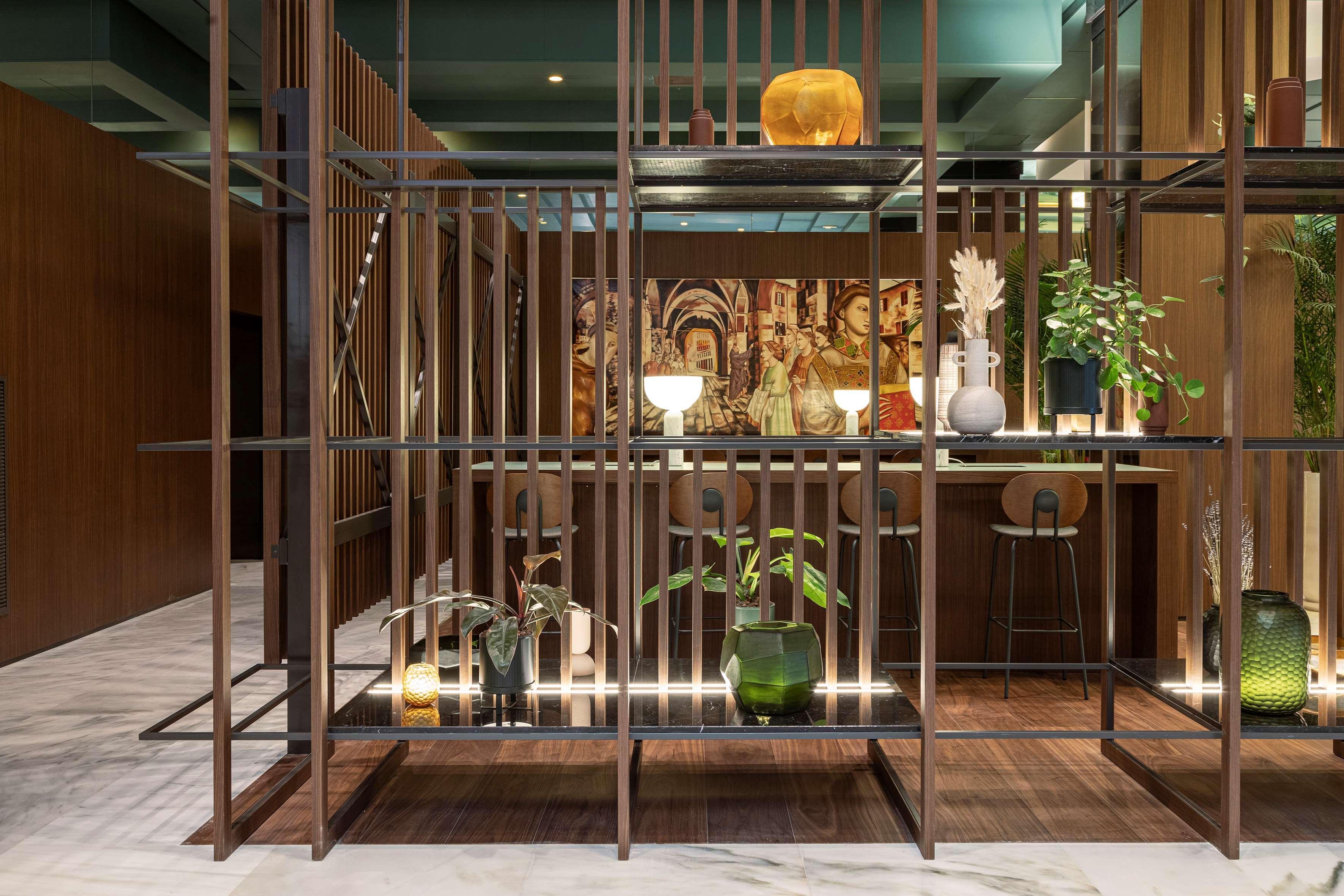 Melia Milano Hotel Exterior photo The bar at the hotel