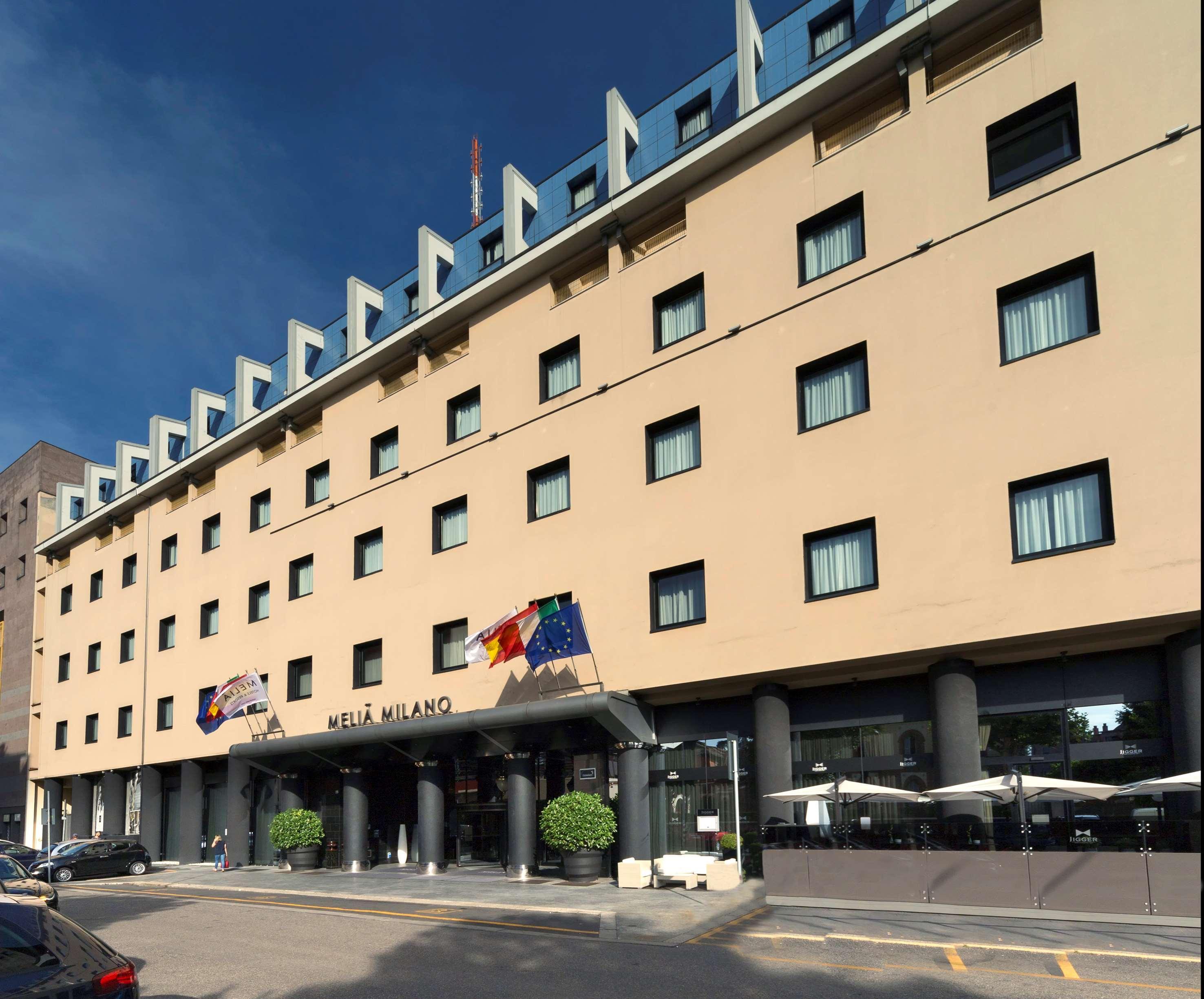 Melia Milano Hotel Exterior photo